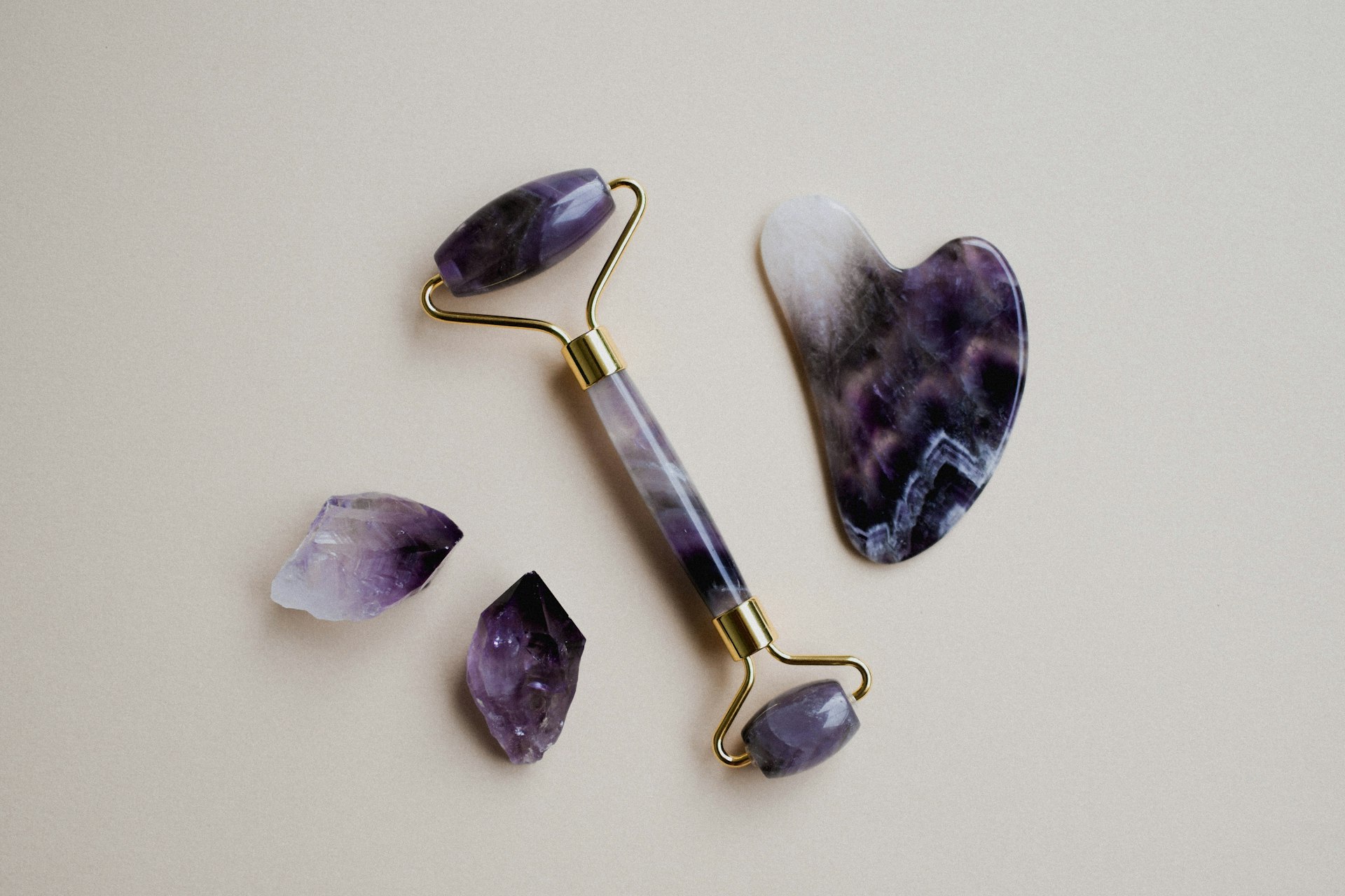 Massage visage au Gua sha